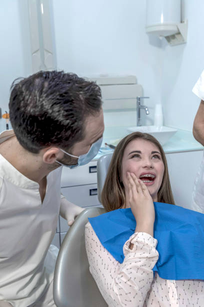Best Weekend Emergency Dentist in Washington Park, IL